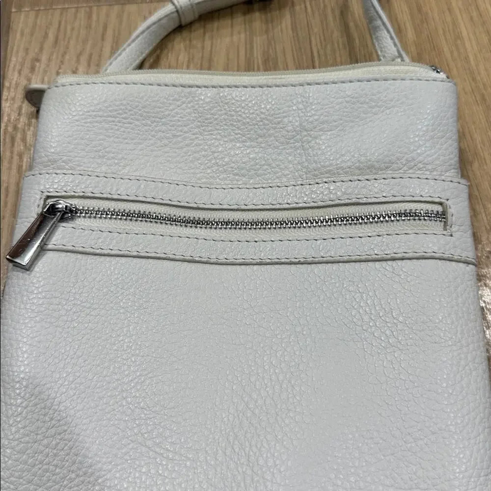 Giani Bernini Multi Pocket Simple Silver Hardware White Leather Crossbody